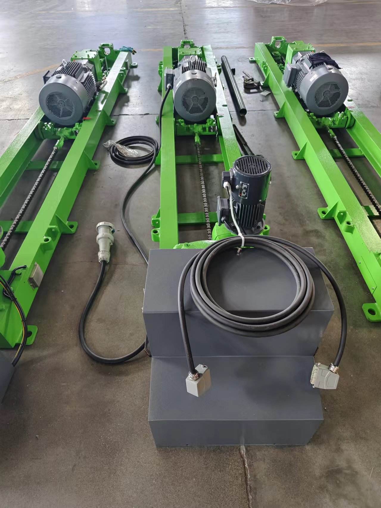 H300794c91b854a108bea09c0947a61a1r Máy khoan nước mỏ đá